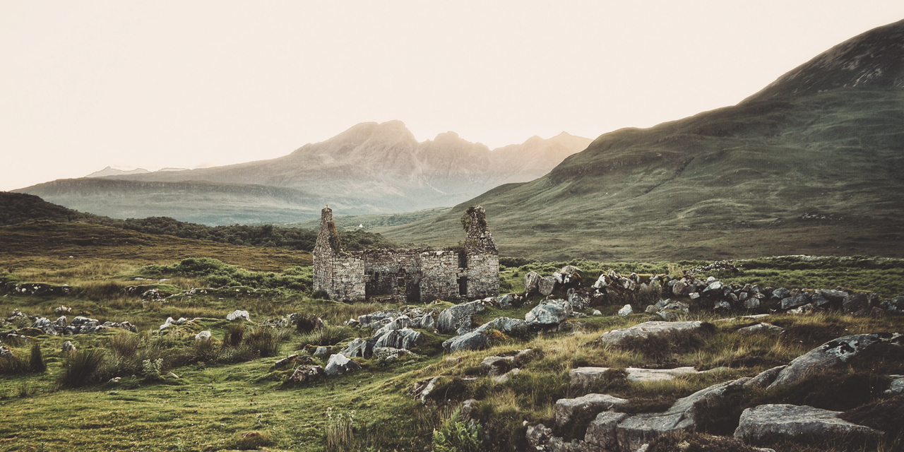 The Lady of Lawers: Prophecies From the Highlands - Wee White Hoose